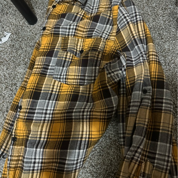 Risen button up - Picture 1 of 2